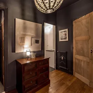 place-des-jacobins-appartement-4-personnes.hotels-rhonealpes.com/
